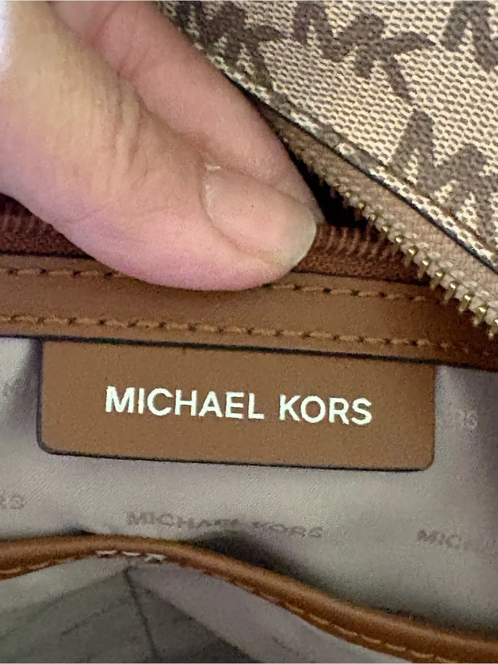 Michael Kors Emry Large  zip tote Tan/Brown MK Logo Tote